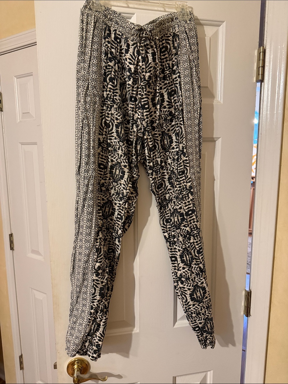 Michael Stars Black & White Geometric Print Joggers